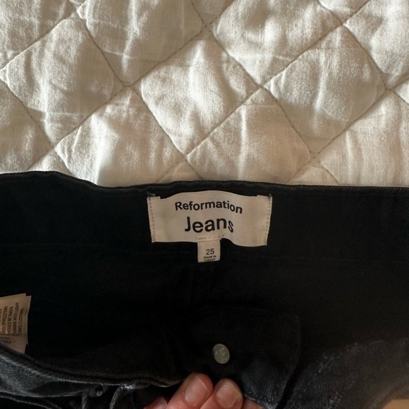 Reformation Cynthia Jeans - new with tags - Picture 3 of 3